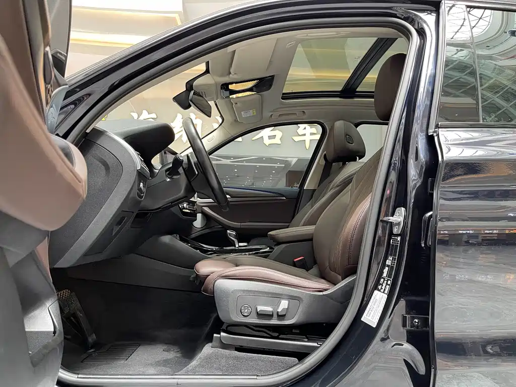 BMW X3 — миниатюра 10