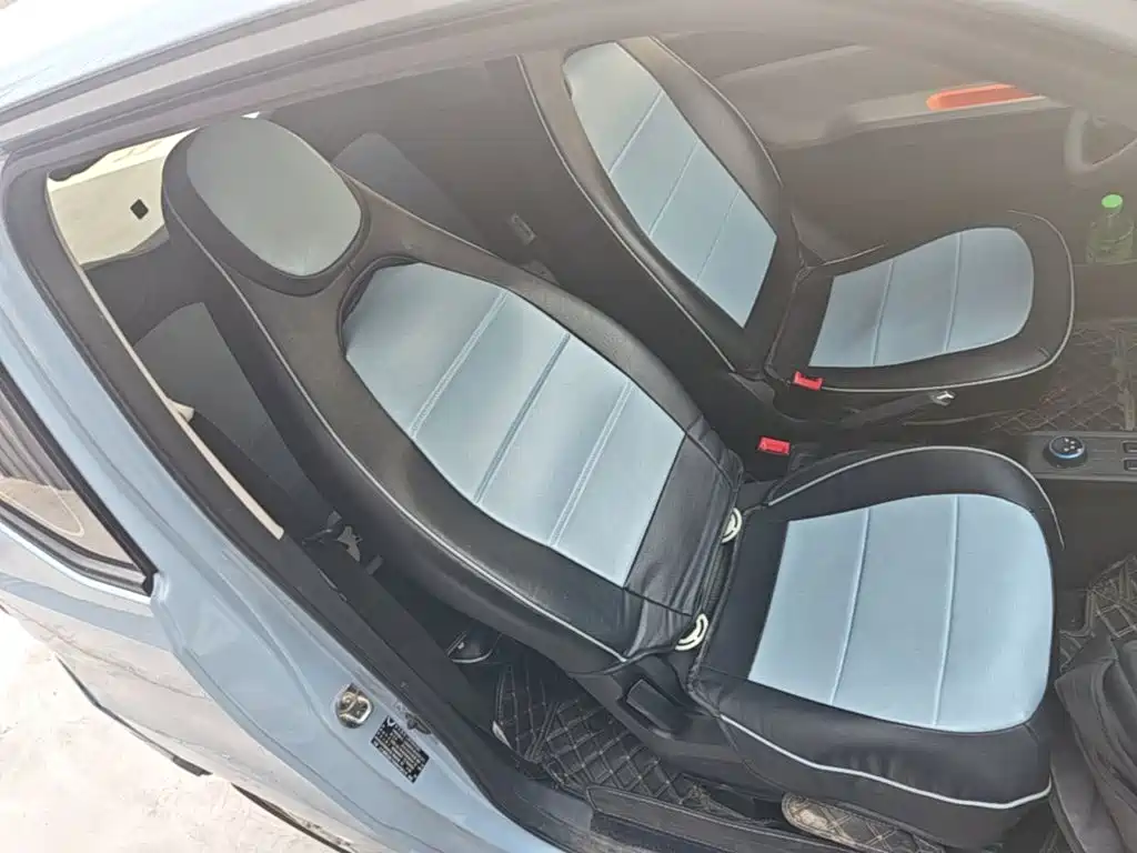 Wuling MINIEV — миниатюра 25