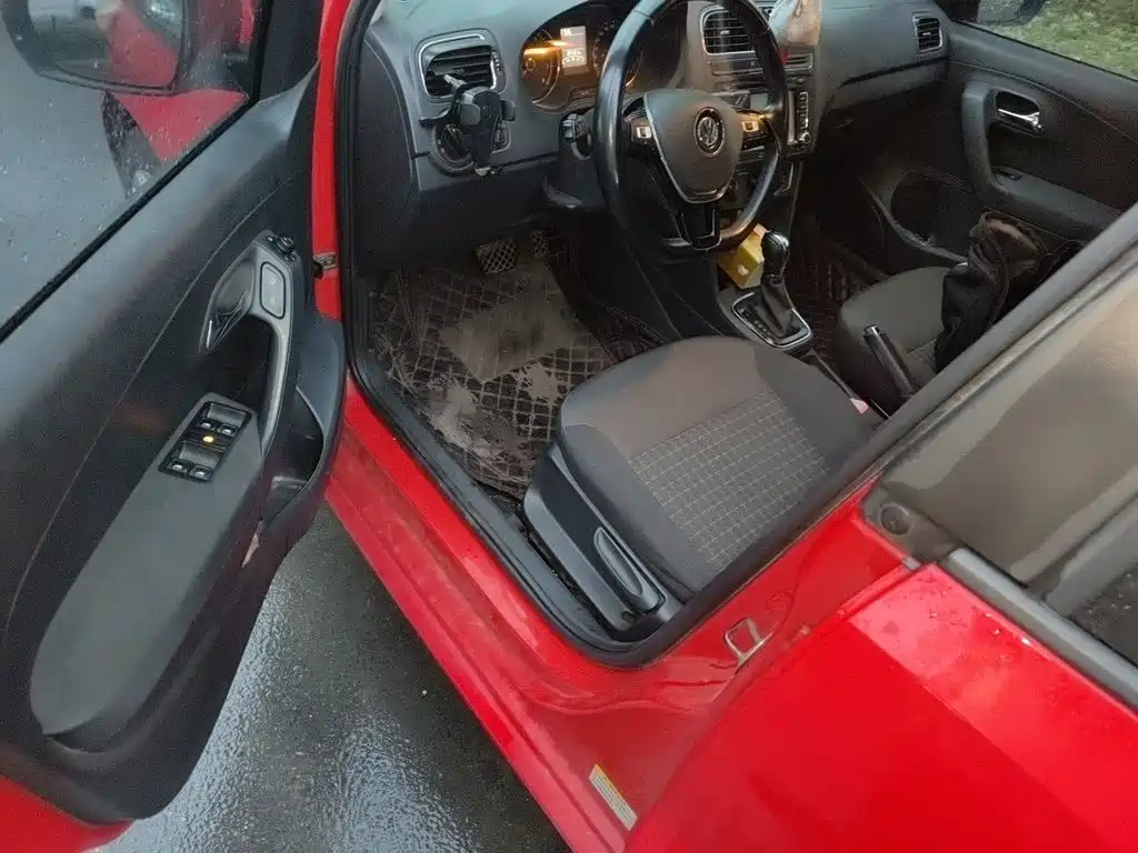 Volkswagen Polo — миниатюра 17