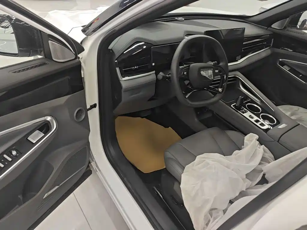 Geely Boyue — миниатюра 16