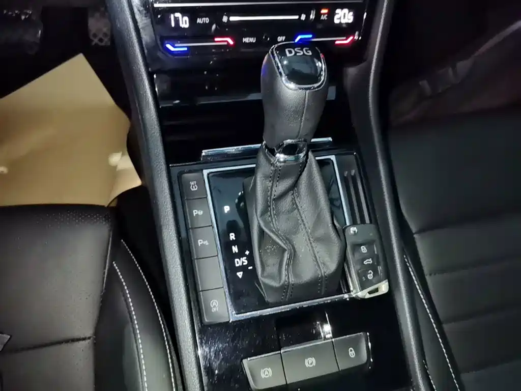 Skoda Superb — миниатюра 14