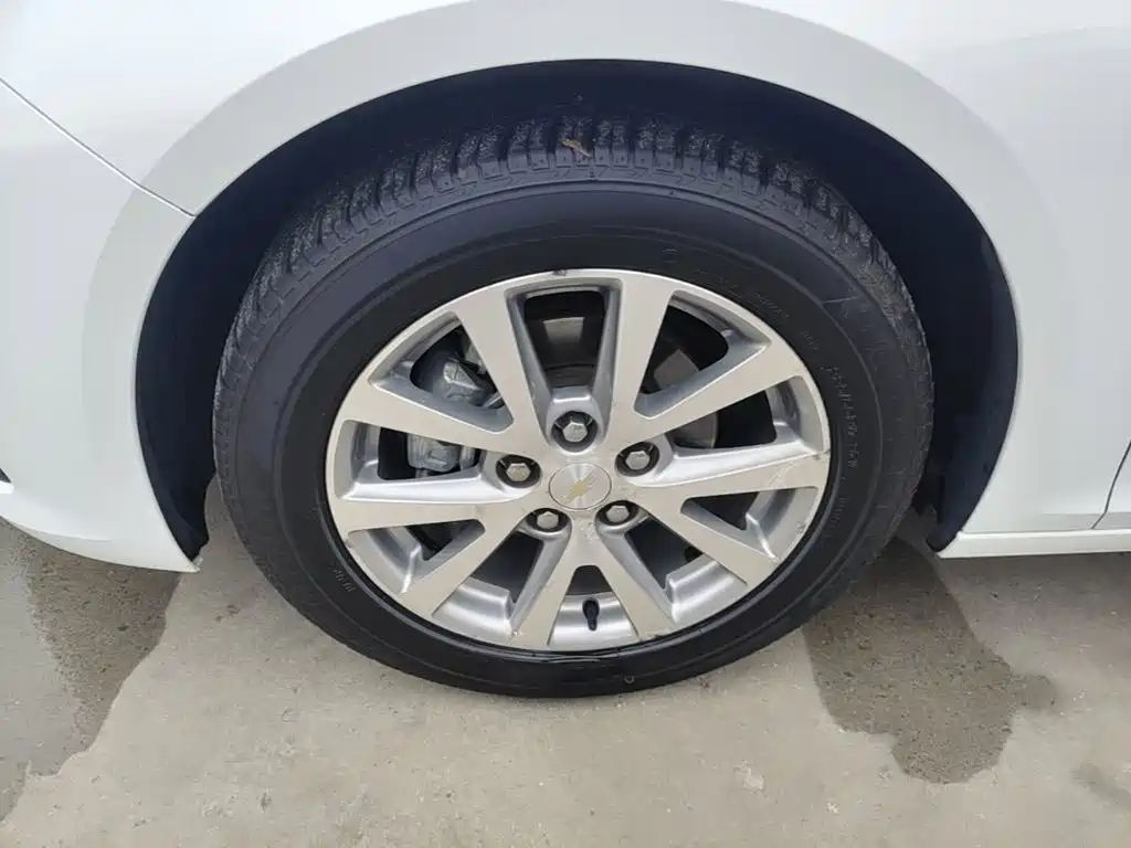 Chevrolet Malibu — миниатюра 23