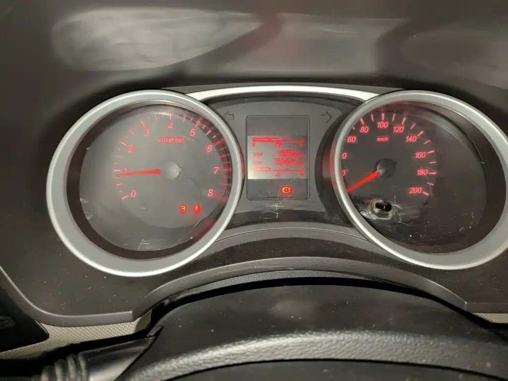 Wuling Hongguang — миниатюра 9