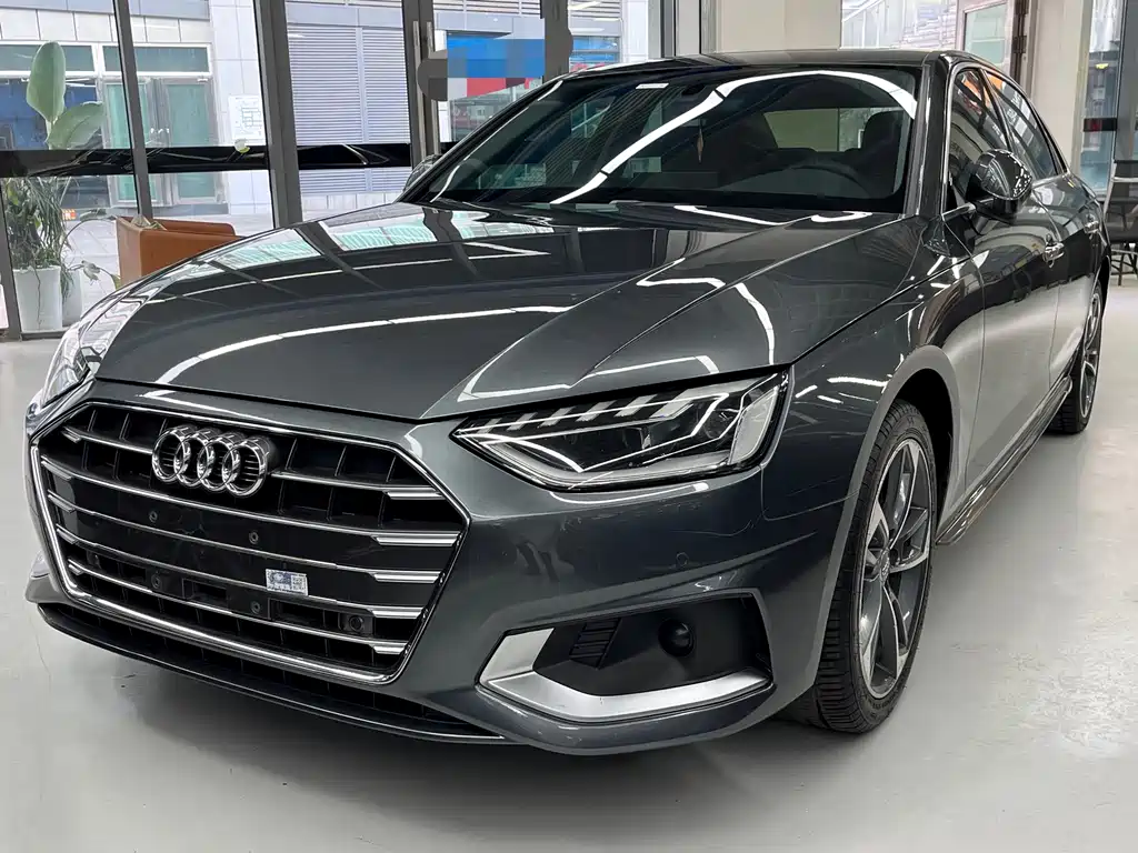 Audi A4L 2021