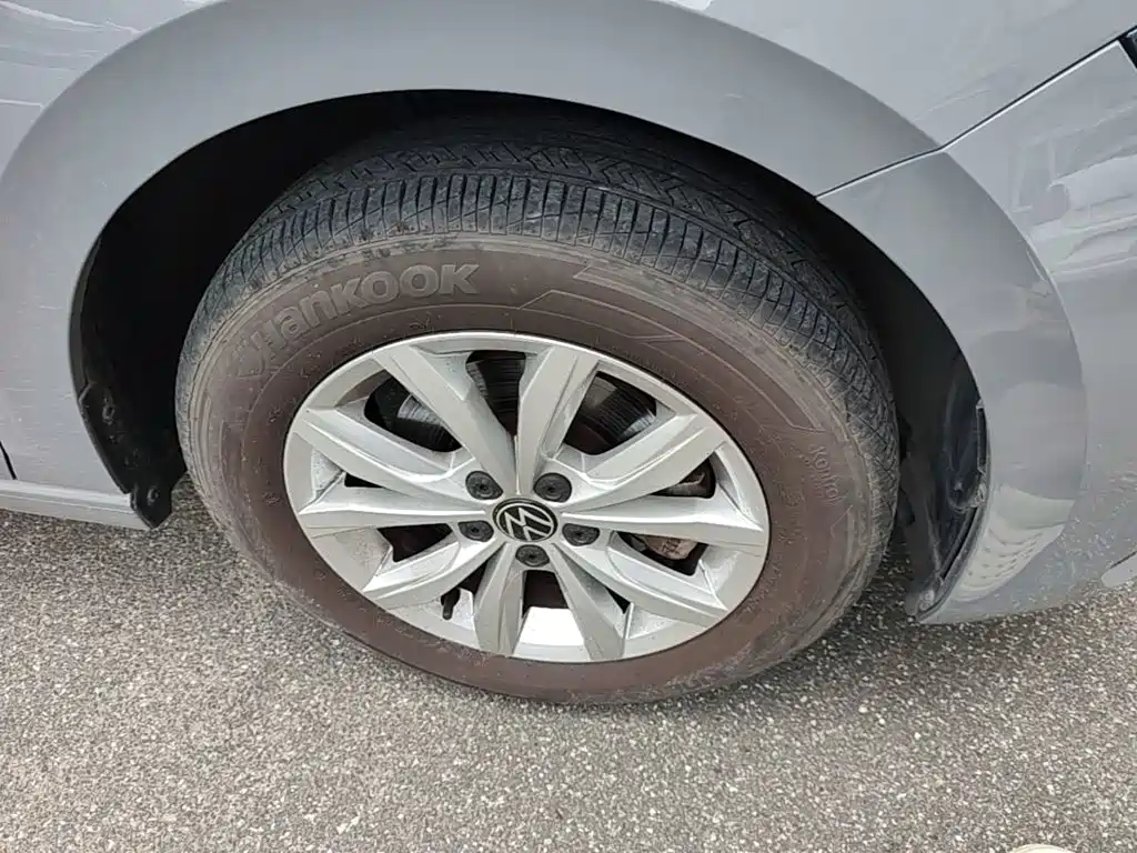 Volkswagen Polo — миниатюра 12
