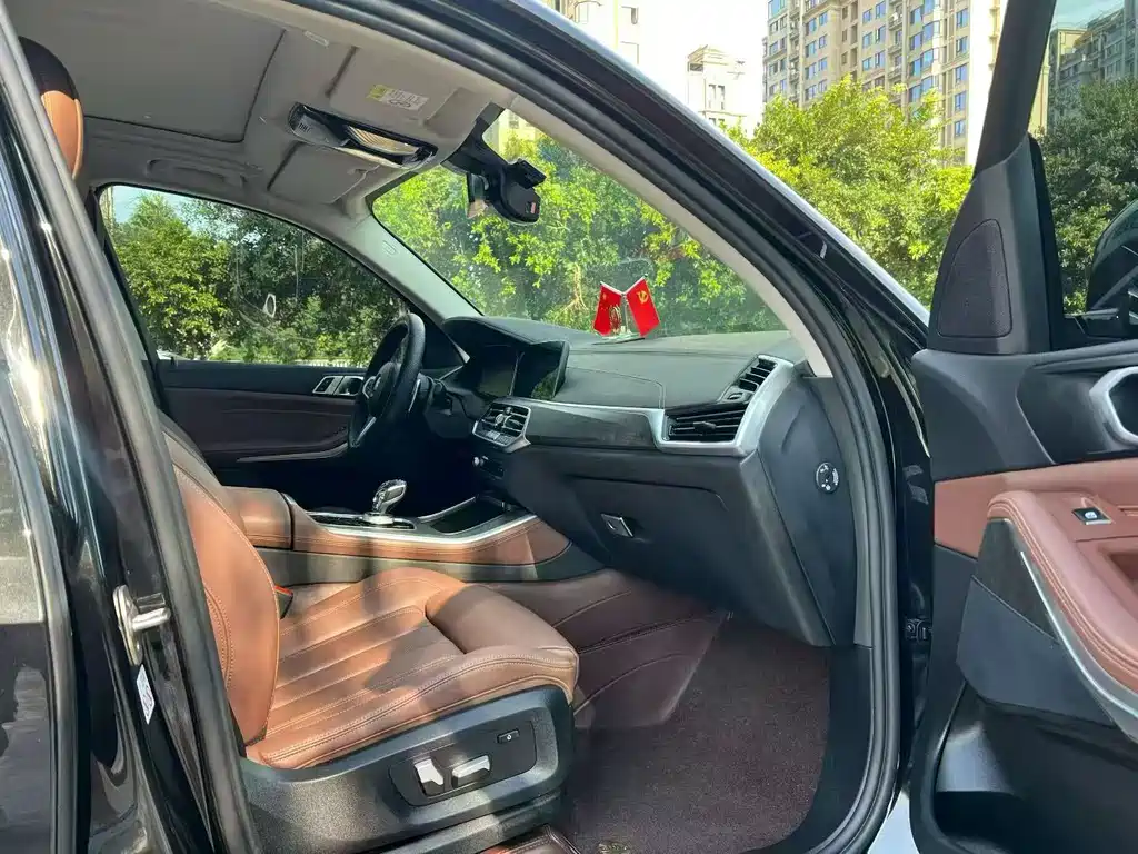 BMW X5 (Import) — миниатюра 5