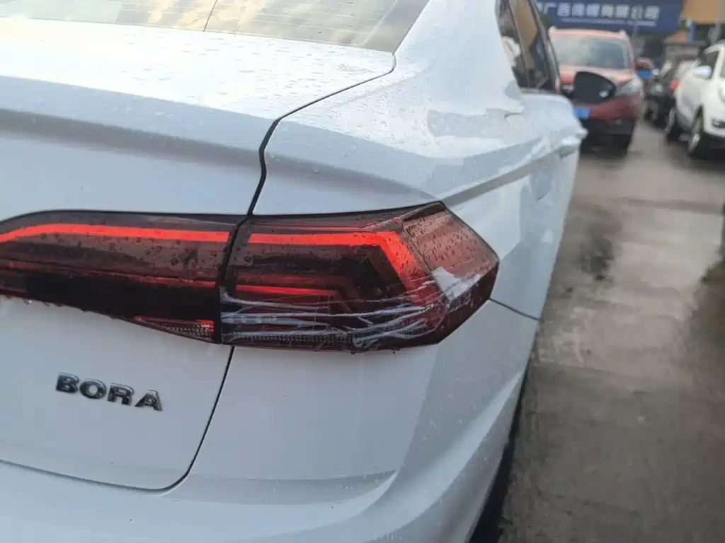Volkswagen Bora — миниатюра 8