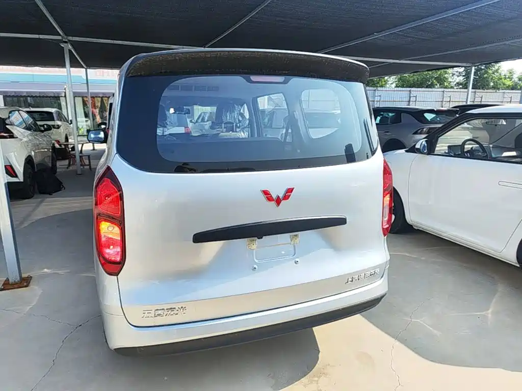Wuling Hongguang EV — миниатюра 6