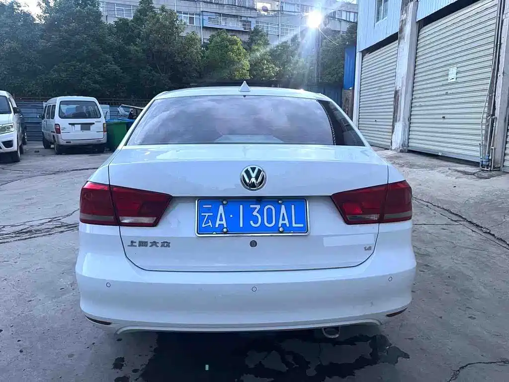 Volkswagen Santana — миниатюра 12