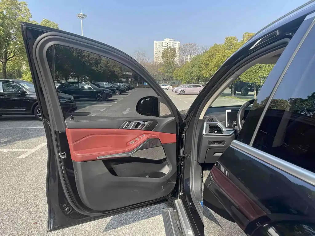 BMW X5 — миниатюра 6