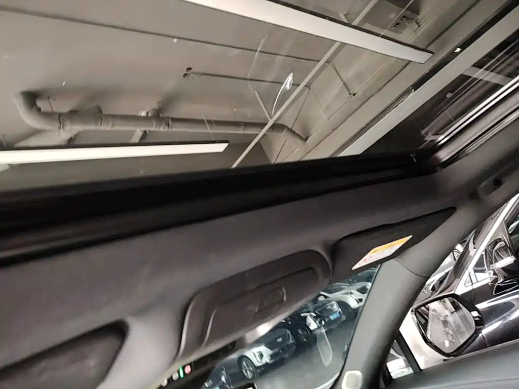 Cadillac XT4 — миниатюра 18
