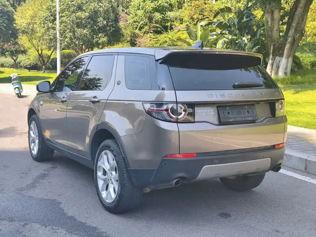 Land Rover Discovery Sport — миниатюра 5