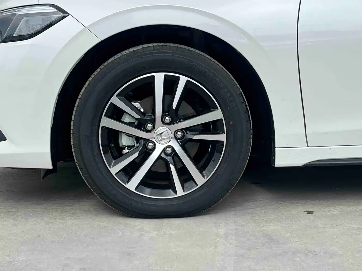 Honda Civic id 4659695 из Китая 7