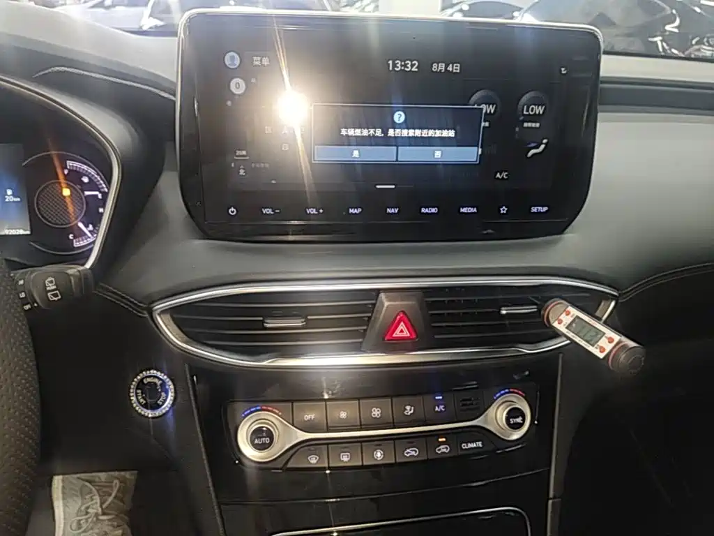 Hyundai Santa Fe — миниатюра 13