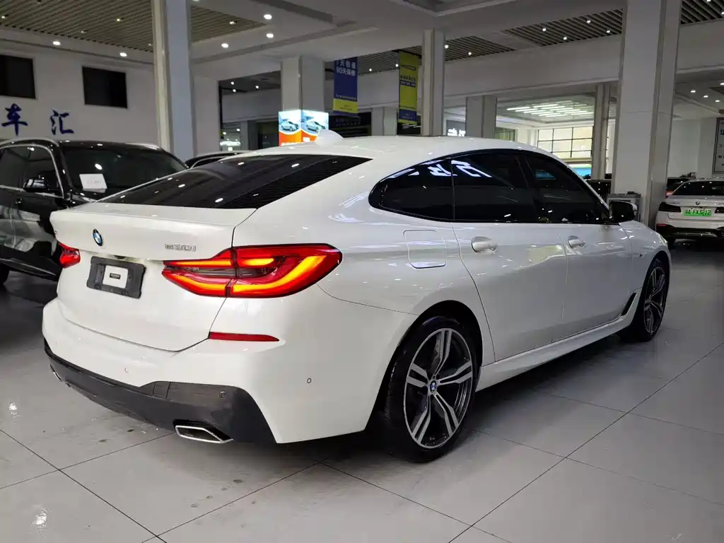 BMW 6 Series GT — миниатюра 9