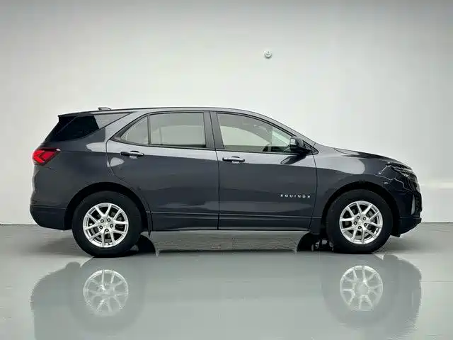 Chevrolet Equinox — миниатюра 10