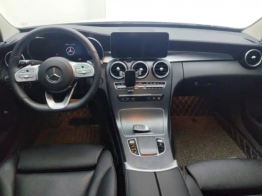 Mercedes-Benz C-Class — миниатюра 12