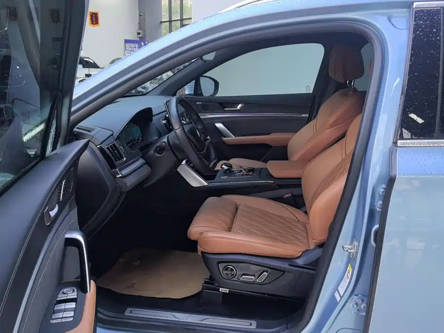 BYD Tang 2023 DM-i Champion 112KM Premium