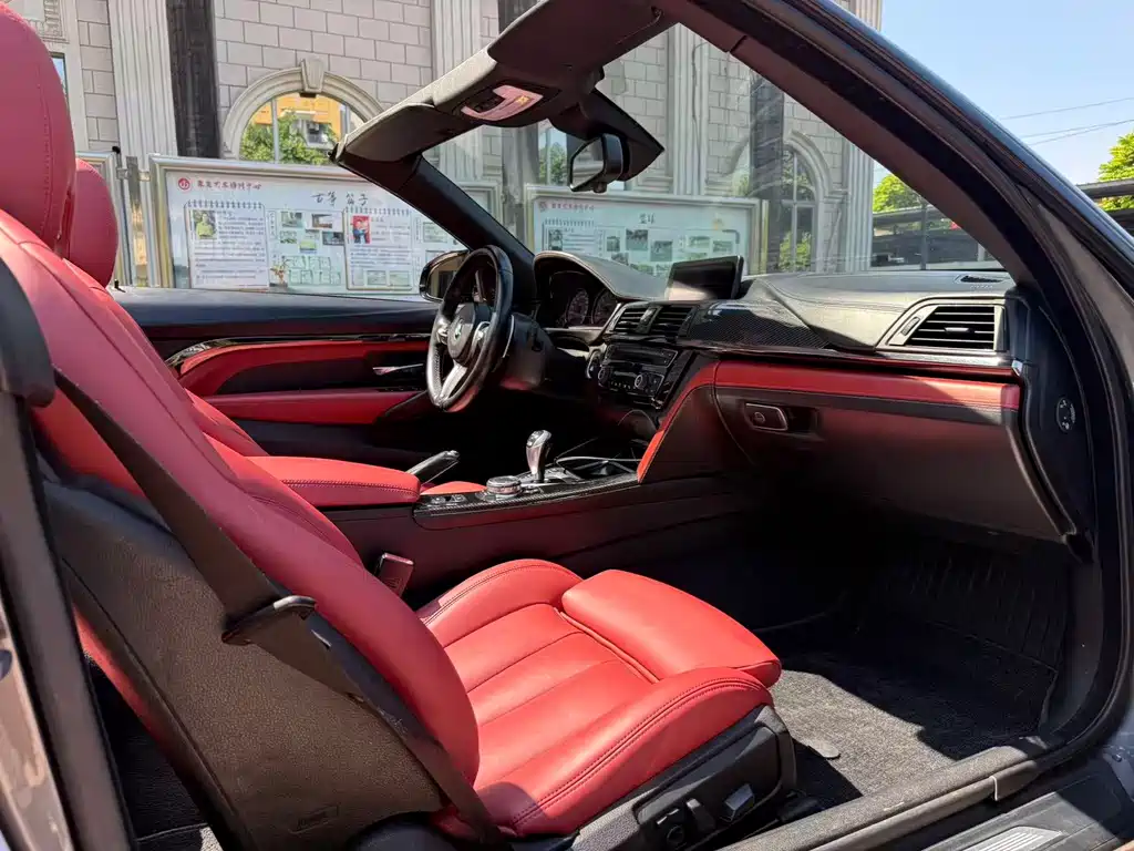 BMW M4 — миниатюра 5