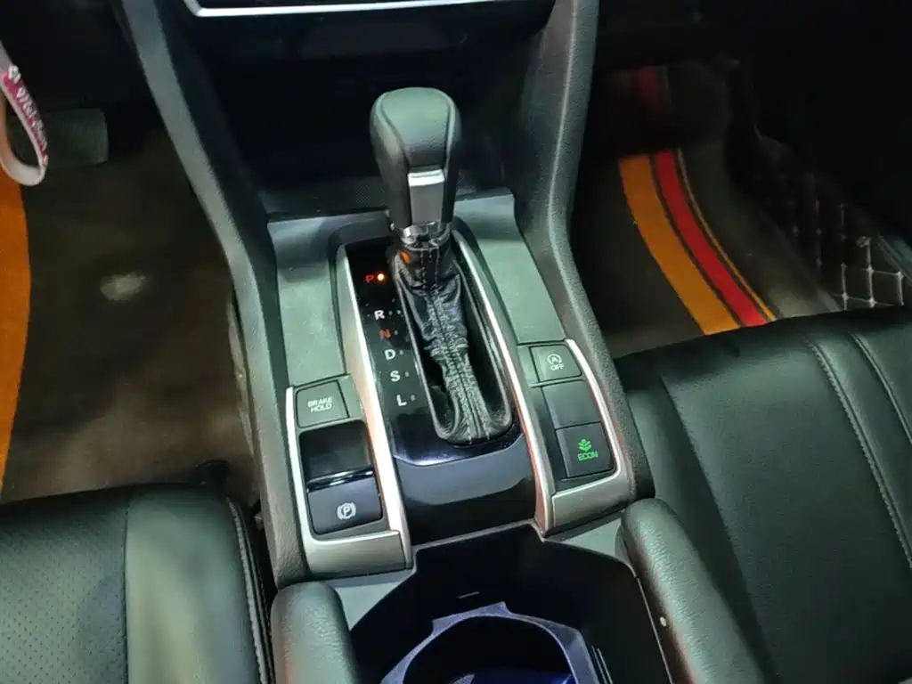 Honda Civic — миниатюра 14