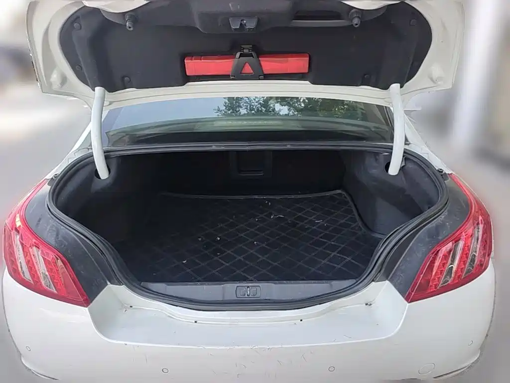 Peugeot 508 — миниатюра 24