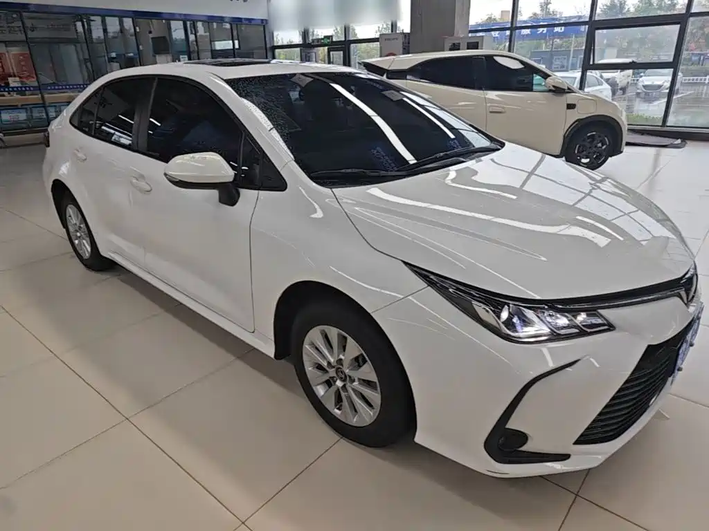Toyota Corolla — миниатюра 4