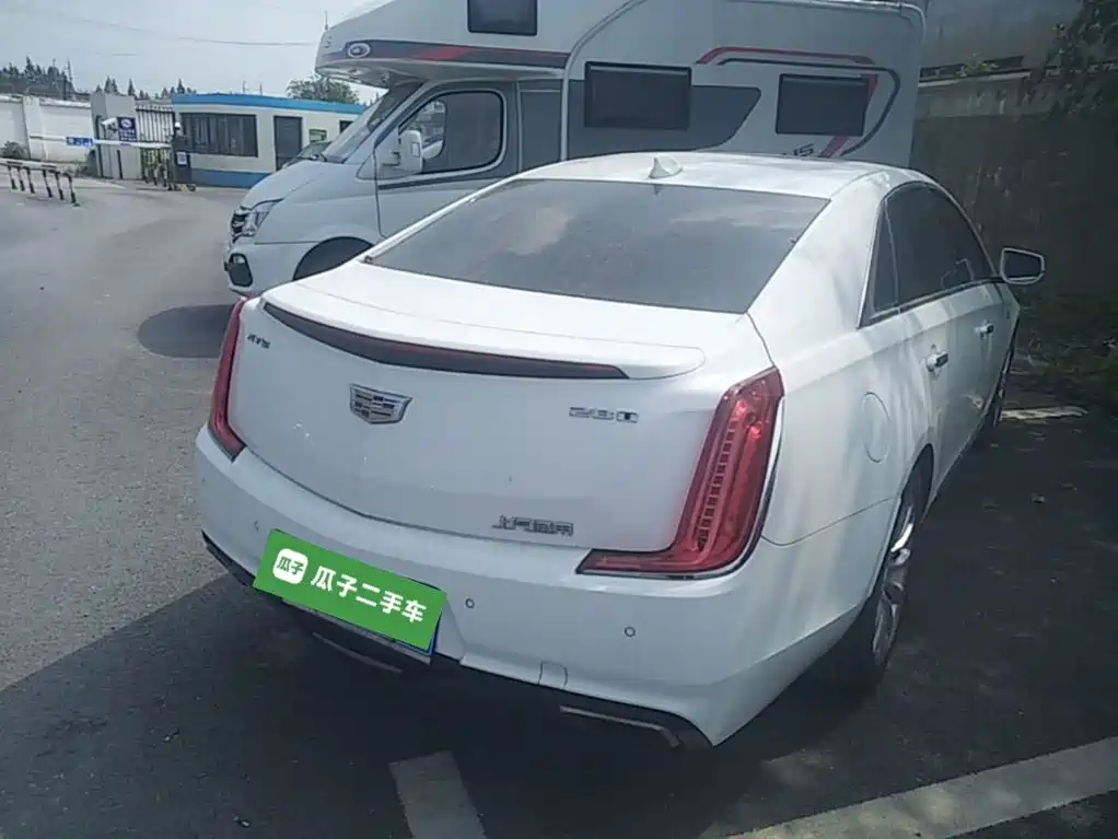 Cadillac XTS — миниатюра 7