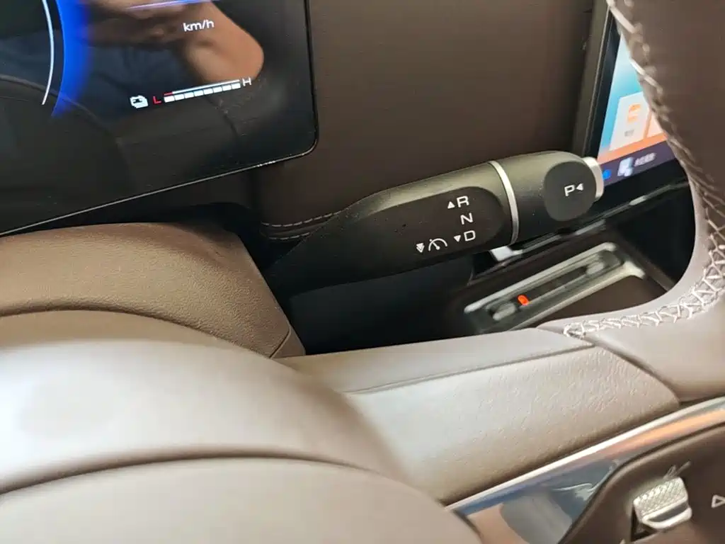 Wuling Звездный свет 730 Новая энергия — миниатюра 14