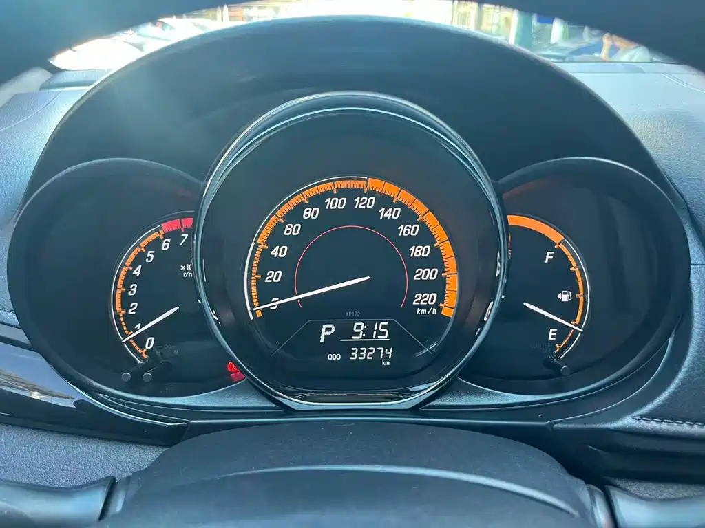Toyota Yaris L Zhixuan X 1.5L CVT Luxury PLUS Edition, фото 16