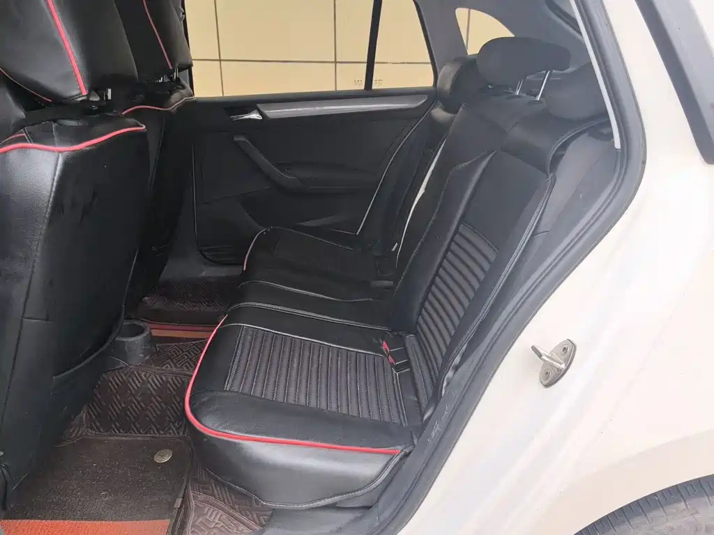 Volkswagen Santana — миниатюра 15