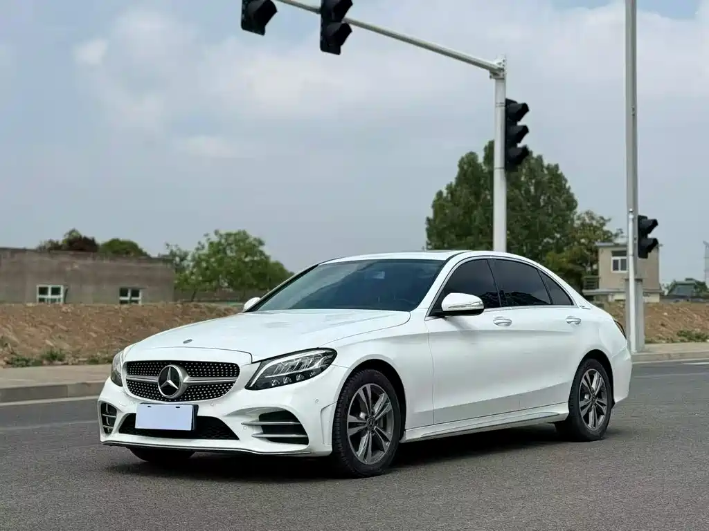 Mercedes-Benz C-Class 2019