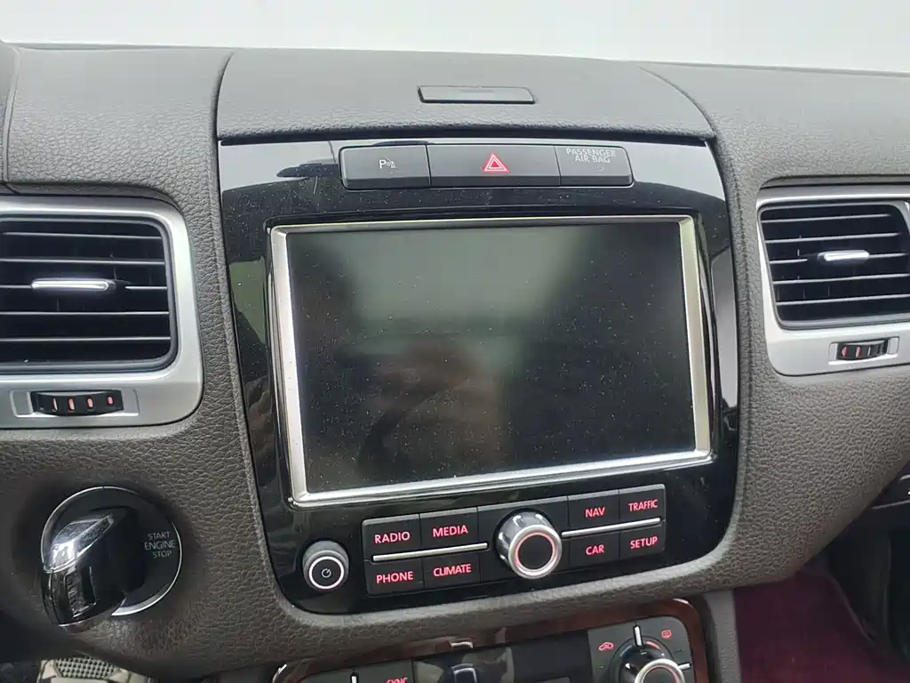 Volkswagen Touareg — миниатюра 6