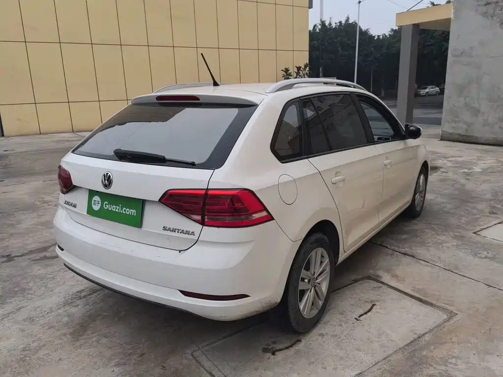 Volkswagen Santana — миниатюра 6