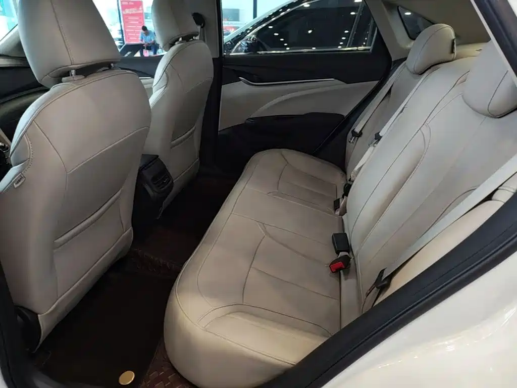 Buick Excelle — миниатюра 17