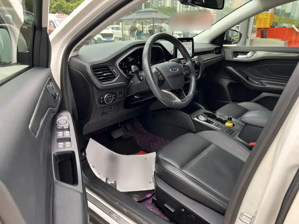 Ford Focus — миниатюра 9