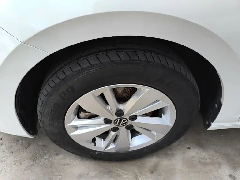 Volkswagen Polo — миниатюра 23