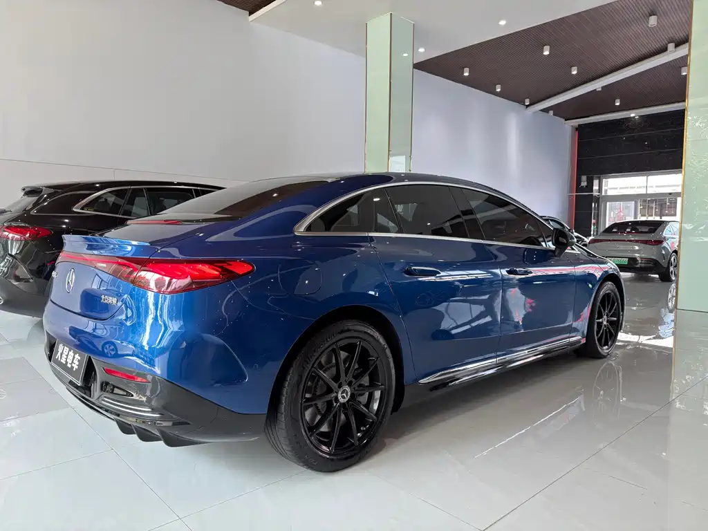 Mercedes-Benz EQE — миниатюра 10