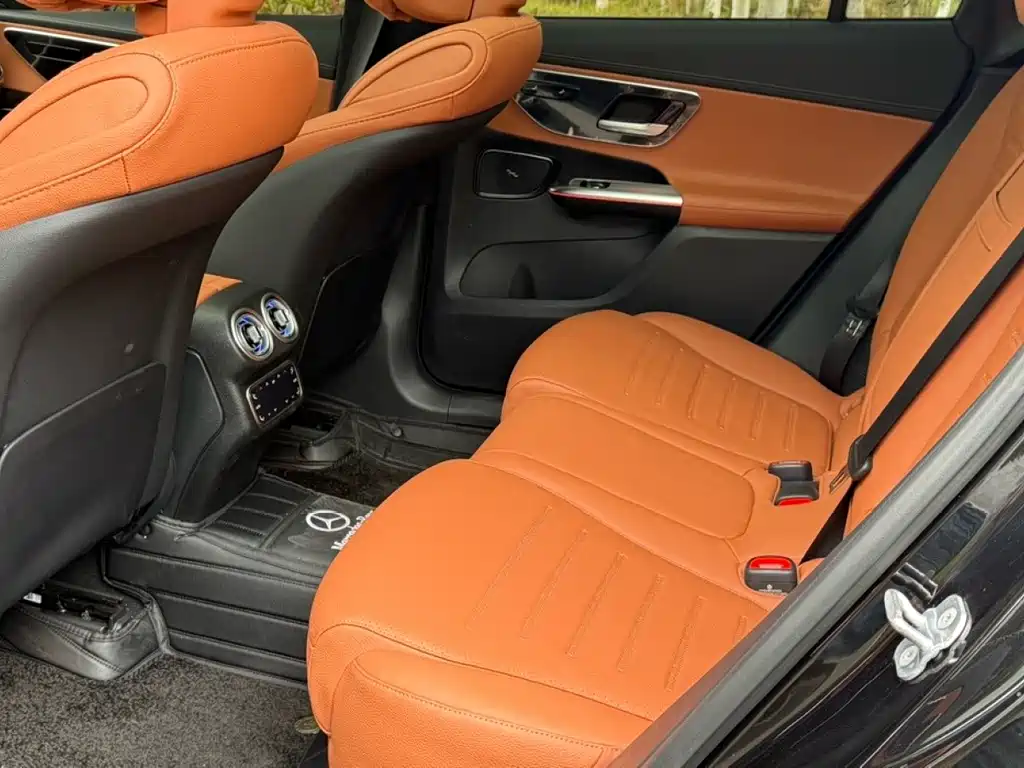 Mercedes-Benz GLC — миниатюра 10