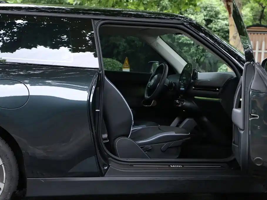MINI MINI COOPER EV — миниатюра 18