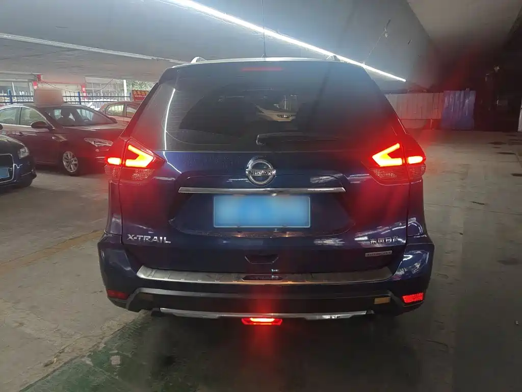 Nissan X-Trail — миниатюра 4