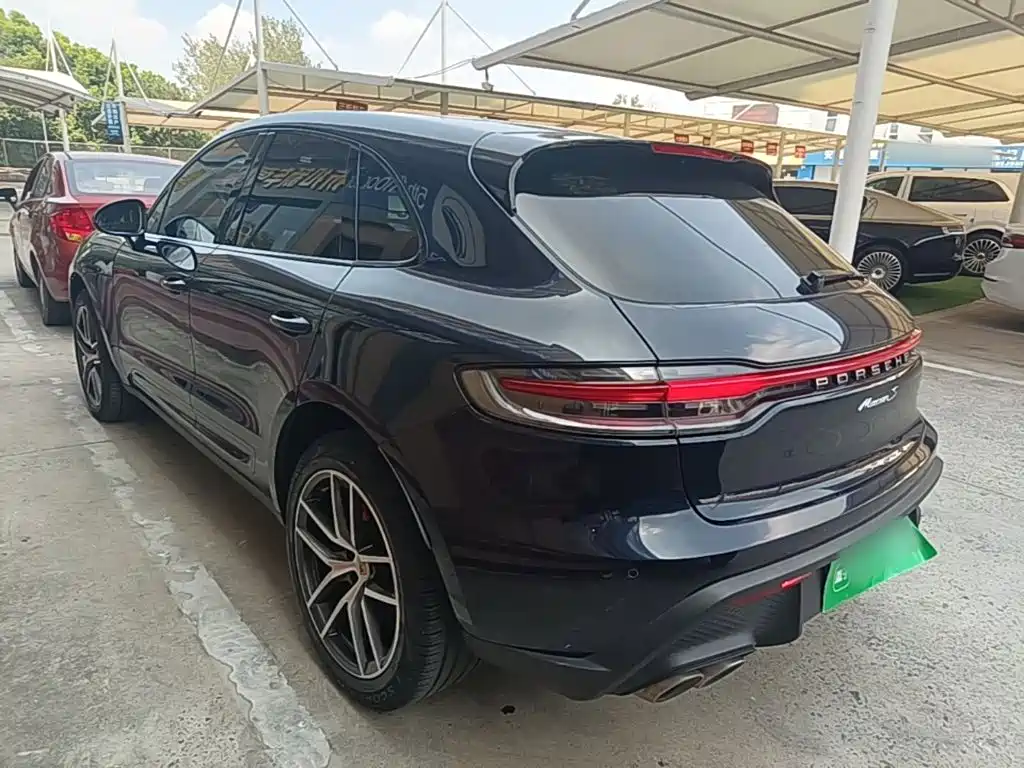 Porsche Macan — миниатюра 5