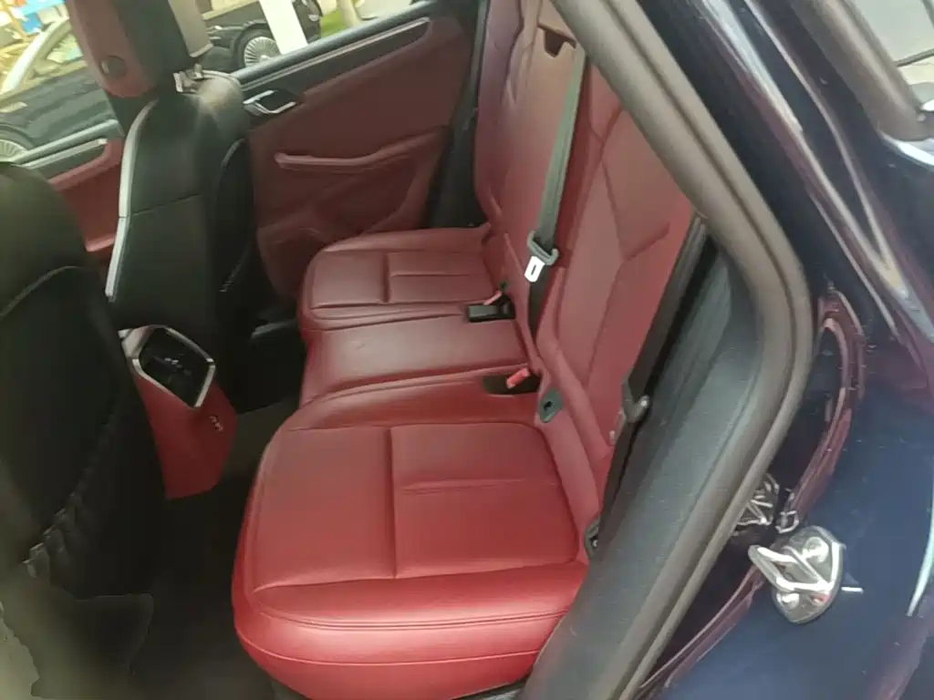 Porsche Macan — миниатюра 17