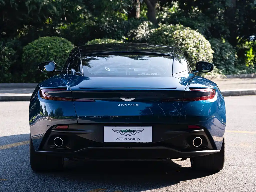 Aston Martin DB11 4.0T V8 Volante, фото 8