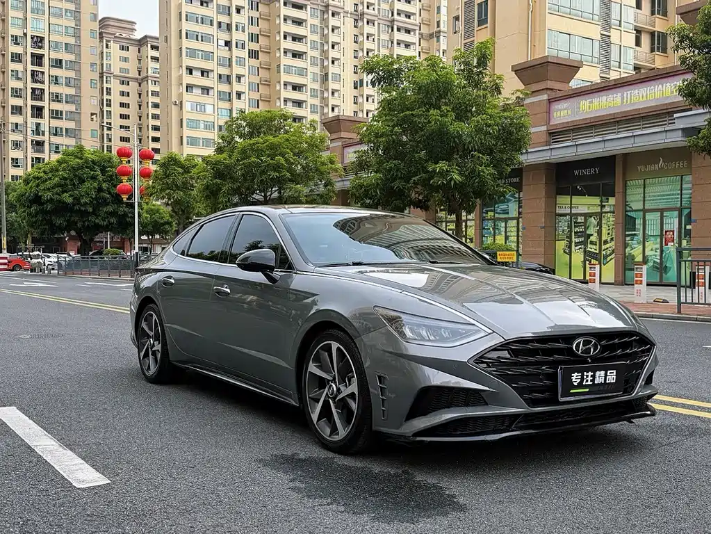 Hyundai Sonata — миниатюра 3