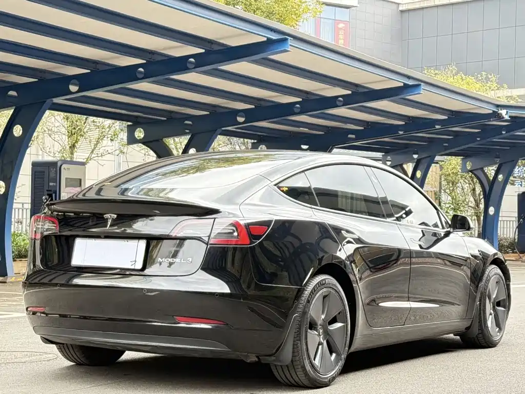 Tesla Model 3 — фотографии объявления, Фото 10