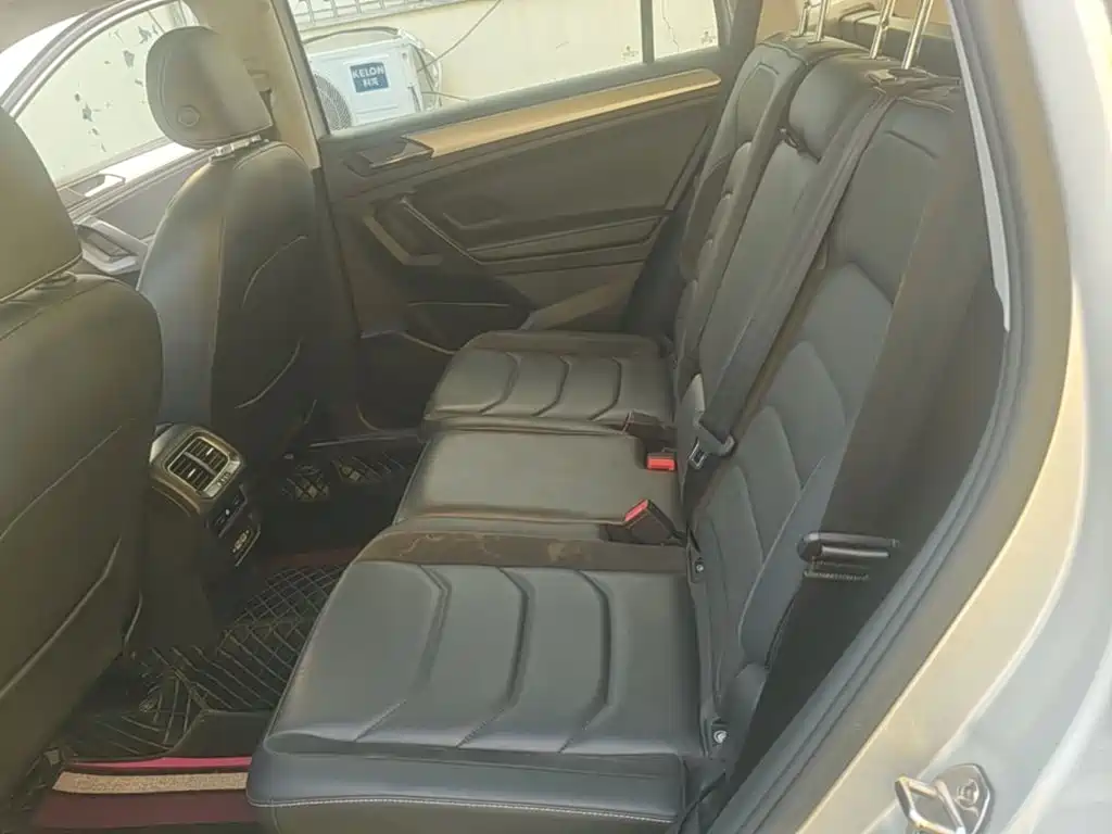 Volkswagen Tiguan L — миниатюра 17