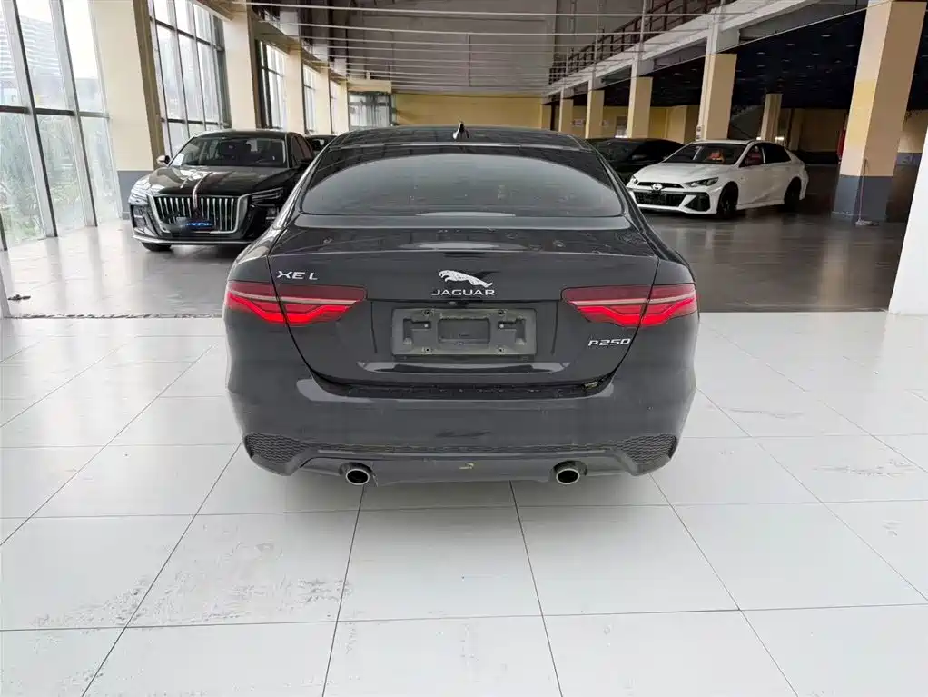 Jaguar XEL 2021 2.0T 250PS R-DYNAMIC S Sport