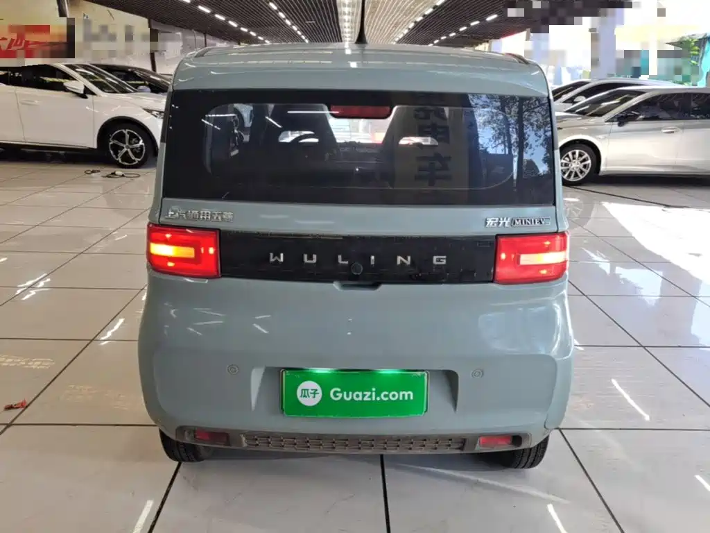 Wuling MINIEV — миниатюра 6