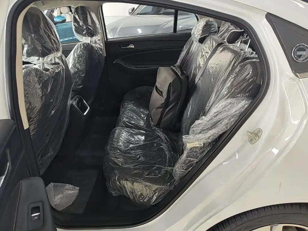 Chery Arrizo 5 PLUS — миниатюра 17