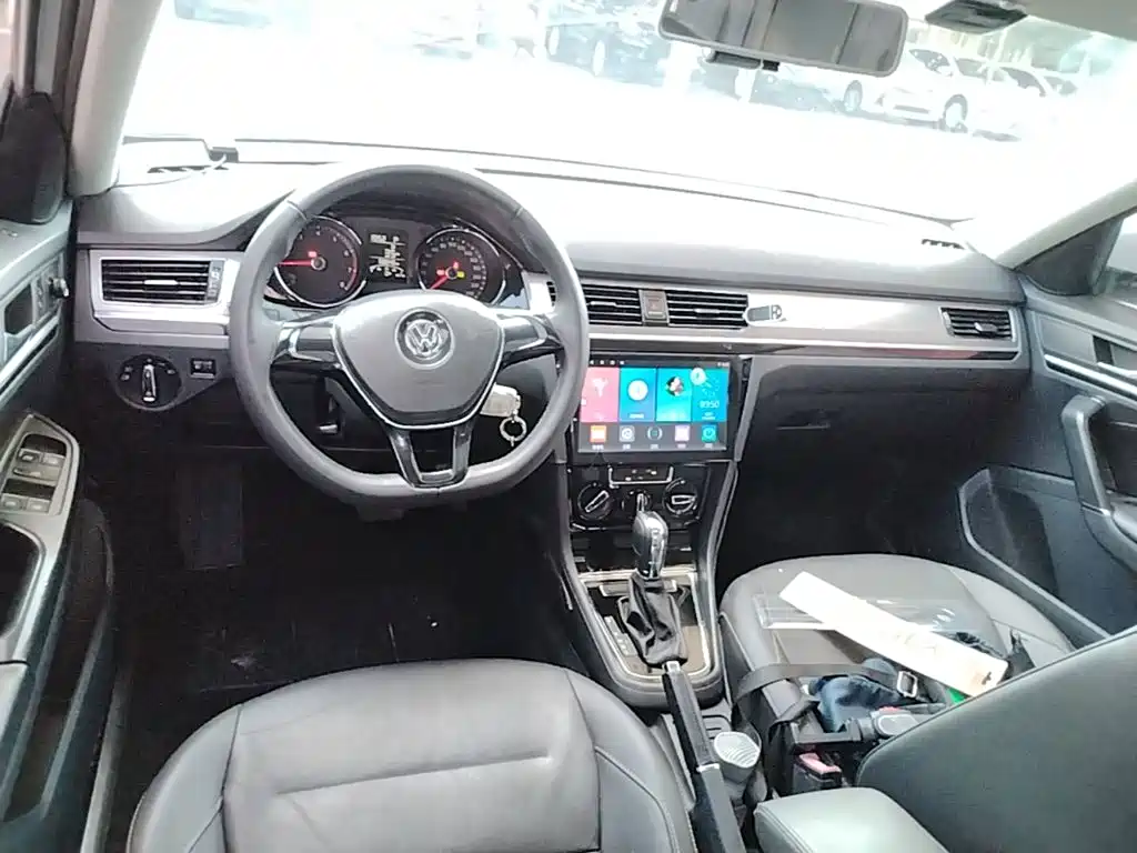 Volkswagen Bora — миниатюра 10